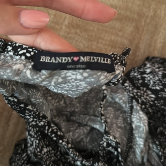 Brandy Melville tank - Picture 3 of 3